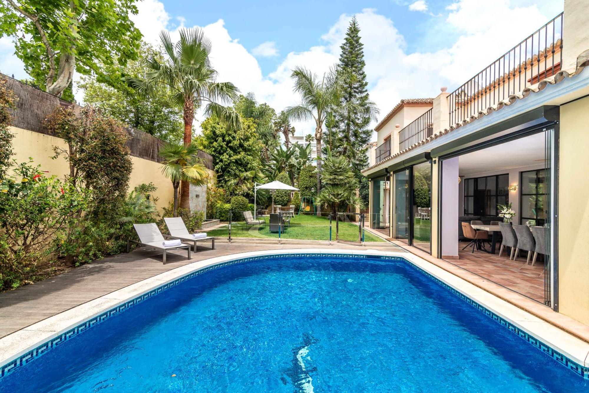 Guadalmina Alta - Private Swimming Pool Villa Marbella