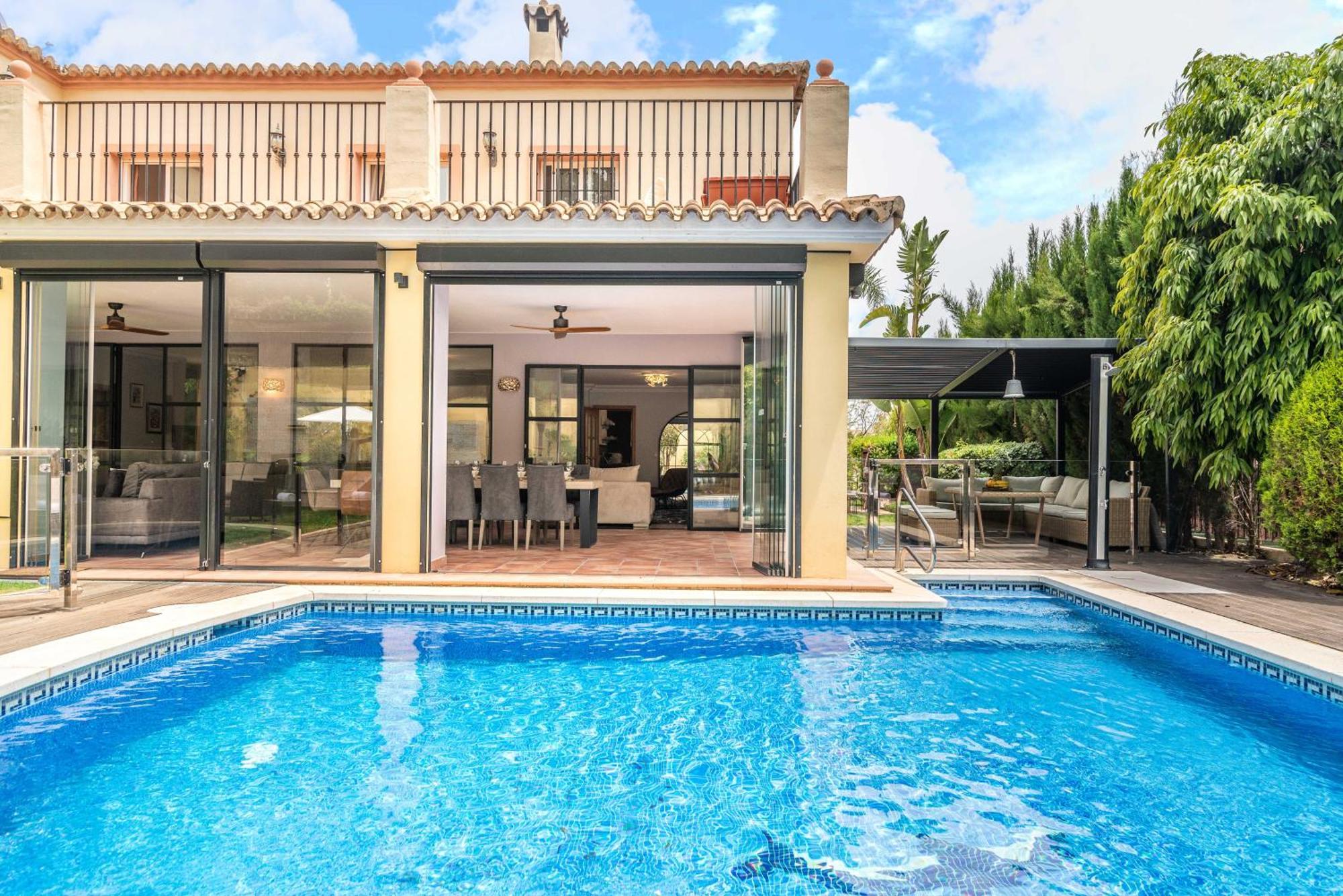 Guadalmina Alta - Private Swimming Pool Villa